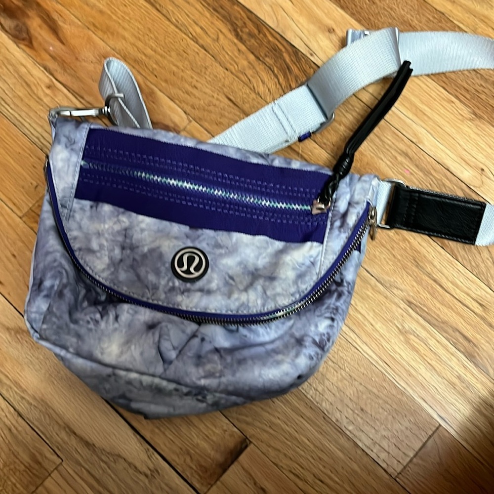 Blue tie-dye Lululemon cross body bag